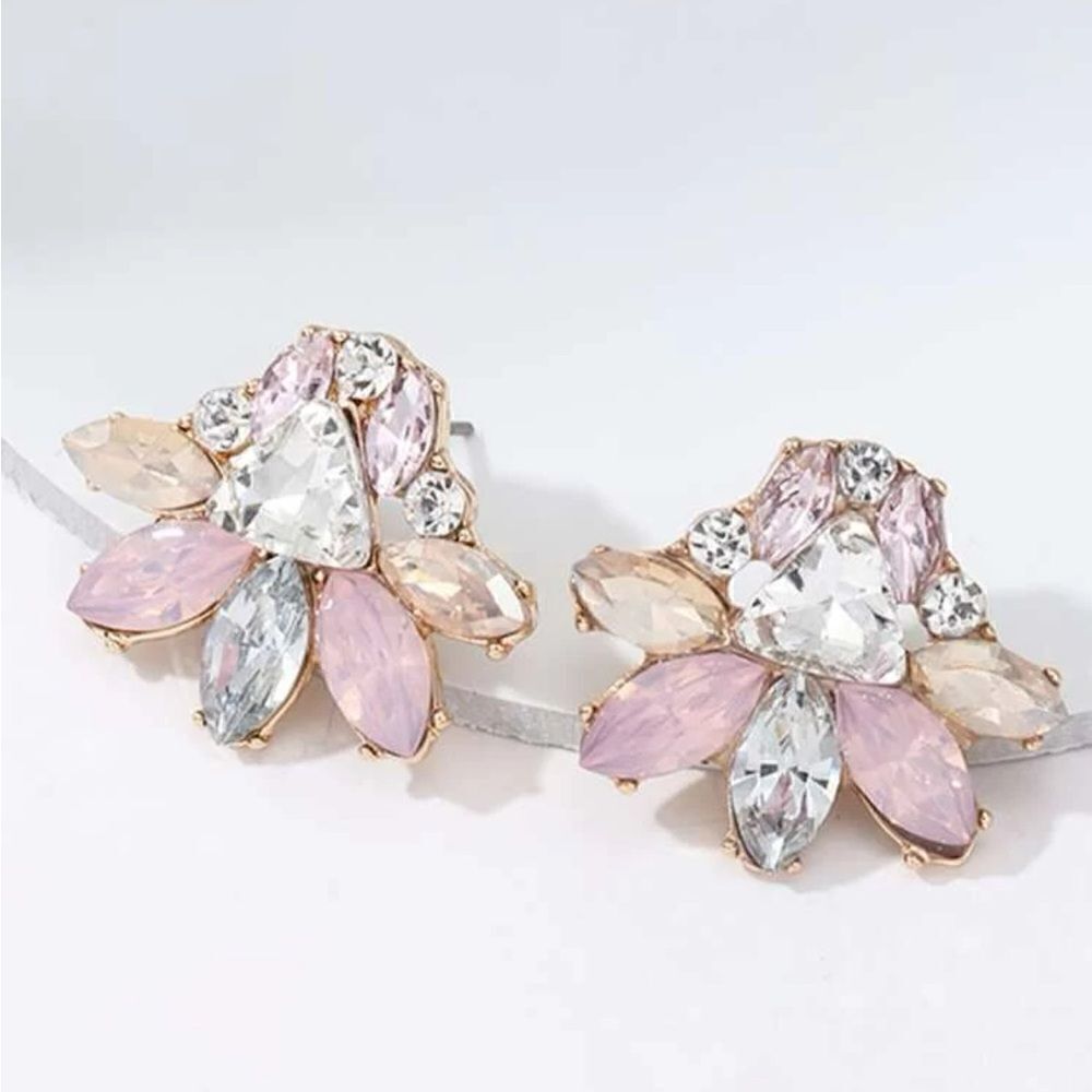 Bohemian pink stud earrings A252